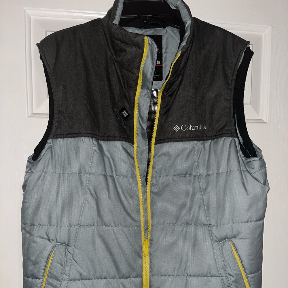 Columbia Omni-Heat Jacket with Black and Gray